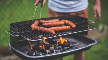 How to Use a Smoker Box on a Charcoal Grill
