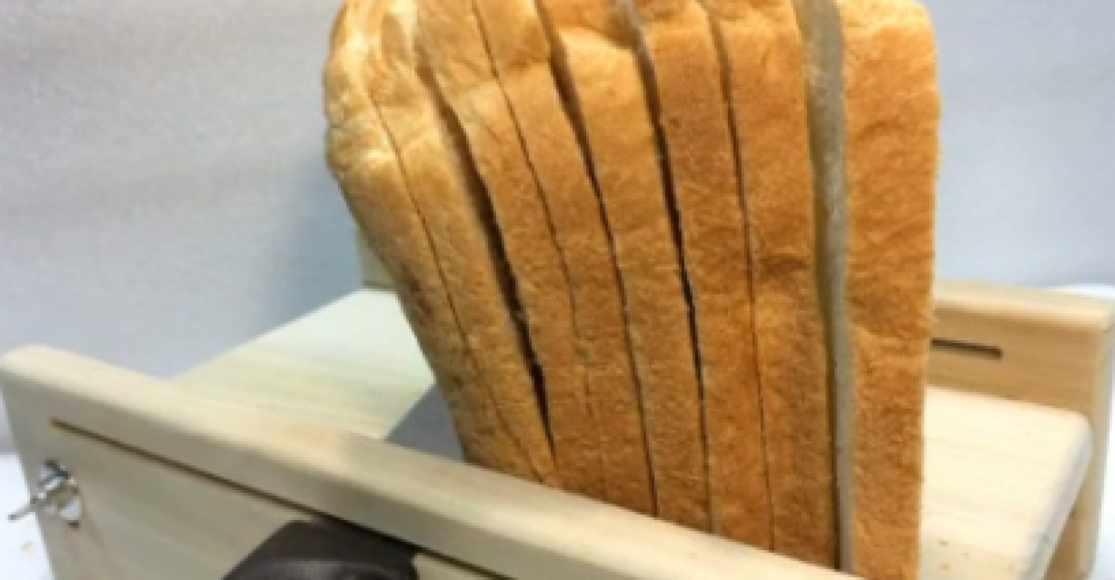 Best Bread Slicer for Sourdough in 2024