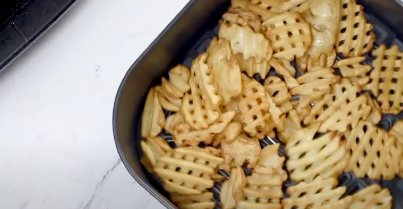 How Long Do You Cook Waffle Fries In An Air Fryer