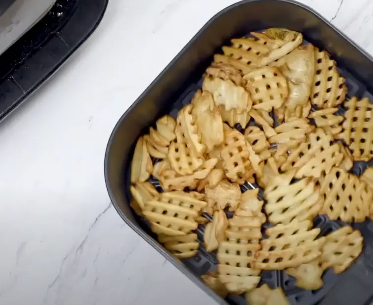 How Long Do You Cook Waffle Fries In An Air Fryer