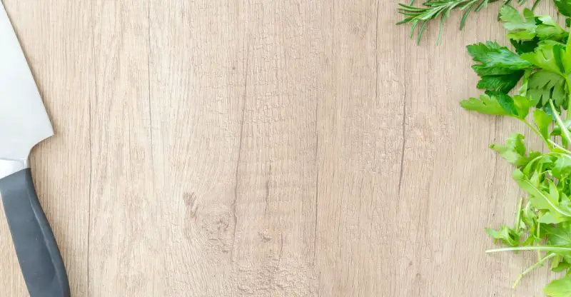 Best Wood Cutting Board Material in 2022