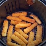 How Long Do You Cook Frozen Fish Sticks in An Air Fryer?
