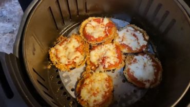 How to Make Eggplant Parmesan in Air Fryer