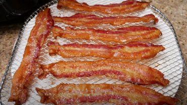 How to Cook Bacon in the Power Air Fryer Oven