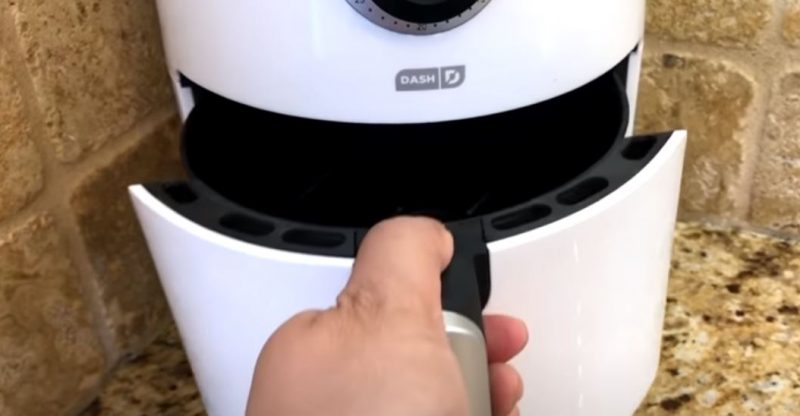 How To Turn On Dash Air Fryer