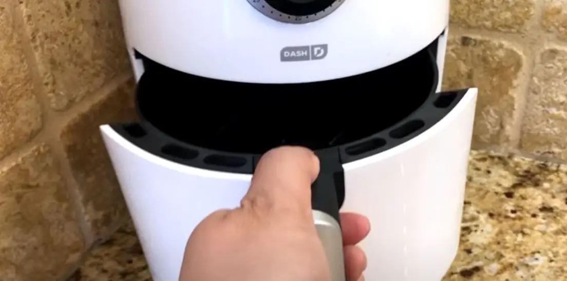 How To Turn On Dash Air Fryer