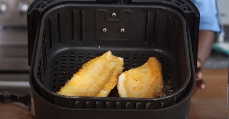 How to Reheat Fish in an Air Fryer