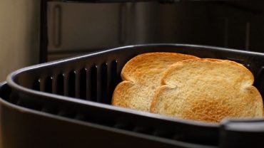 Can You Toast Bread in a Air Fryer