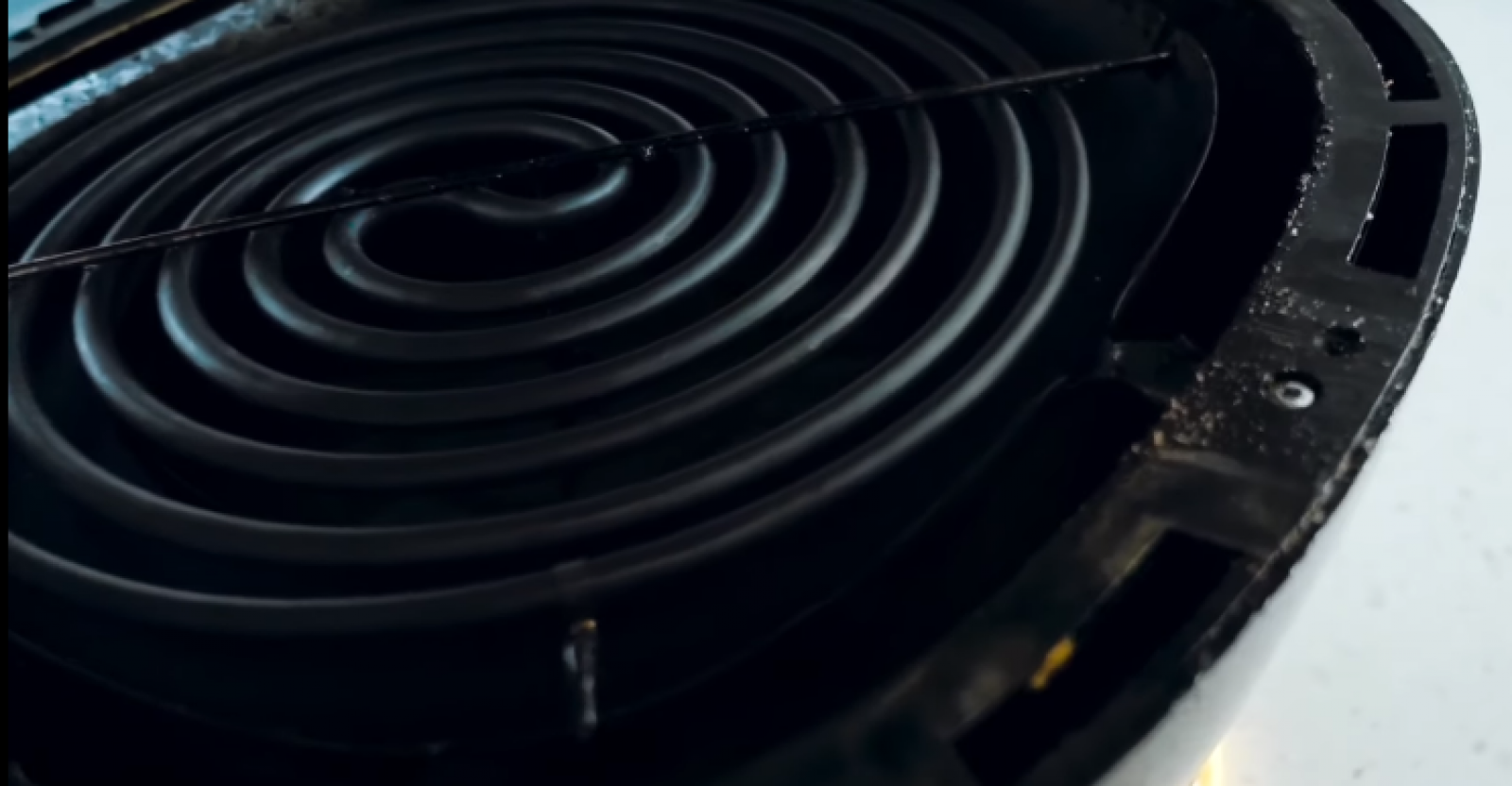 How to Clean Heating Element of Air Fryer?