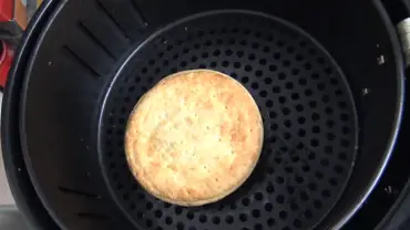 How long do you Cook a Frozen Pot Pie in an Air Fryer?