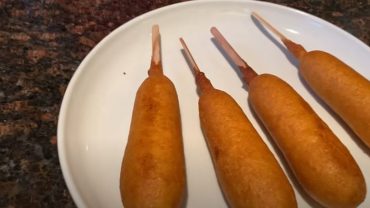 How to Cook Frozen Corn Dogs in an Air Fryer
