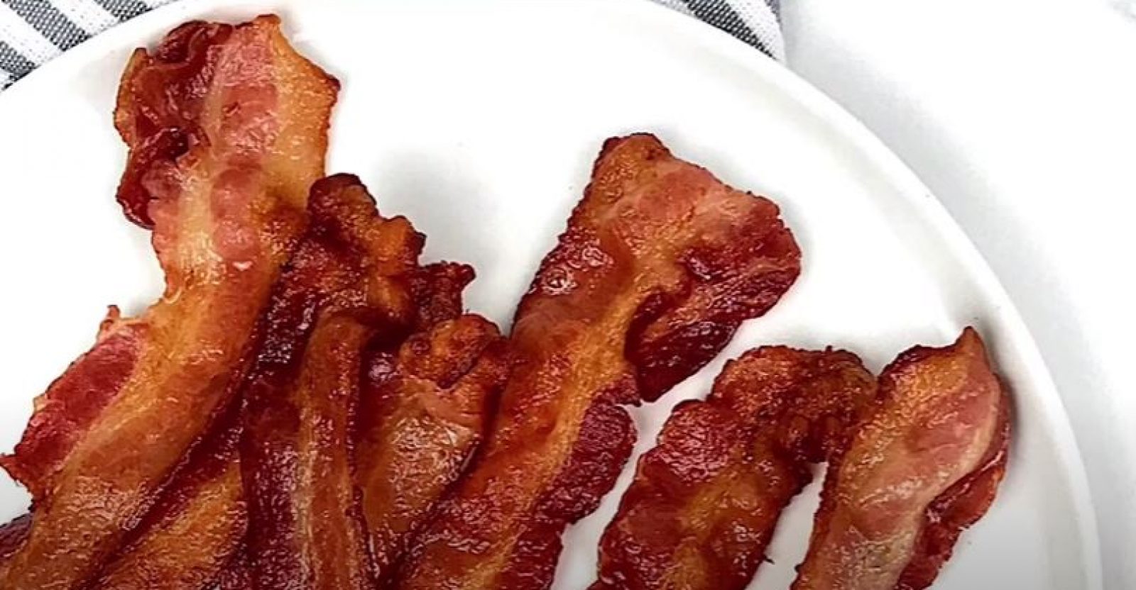 How to Cook Bacon in Cosori Air Fryer