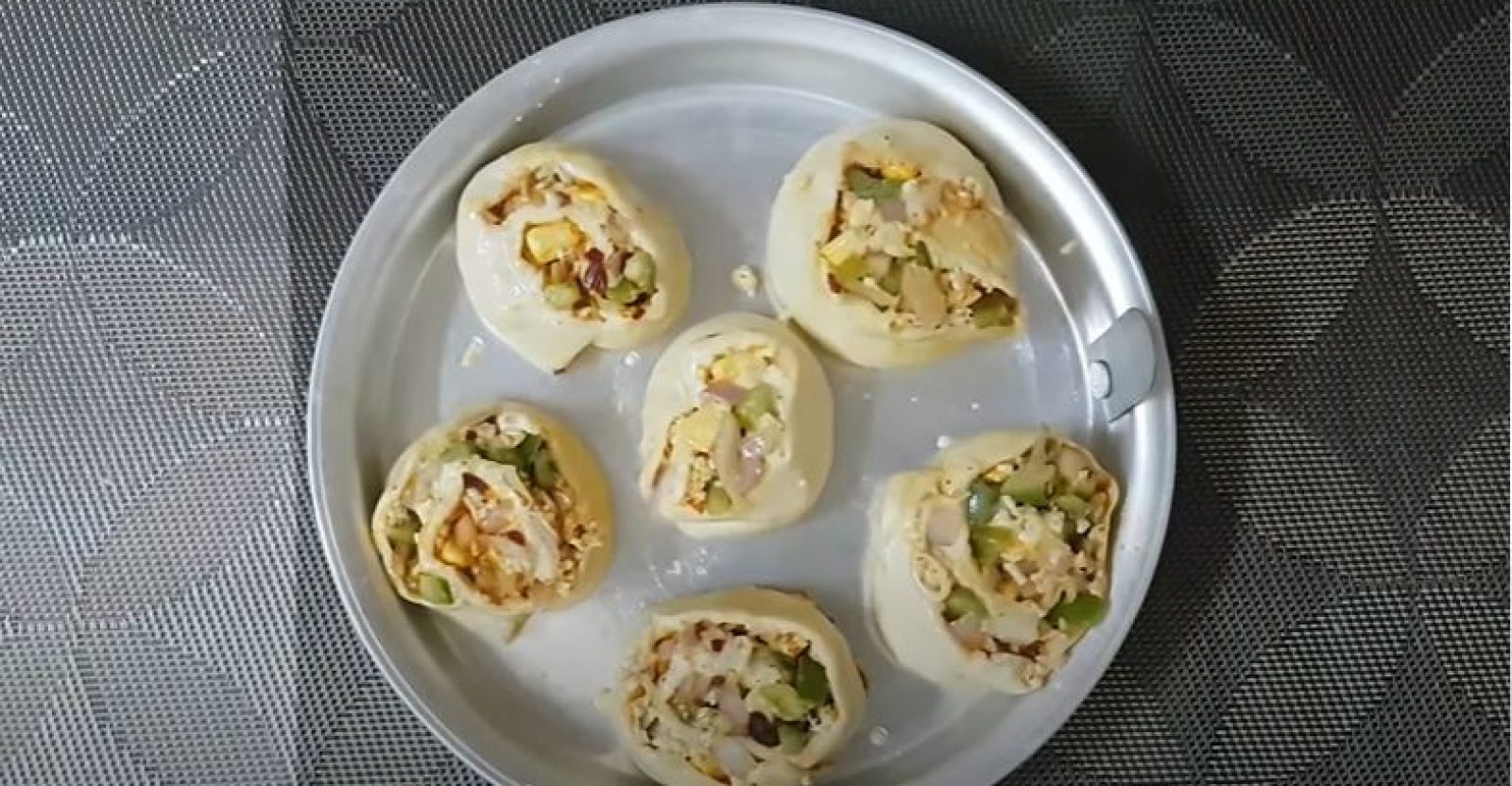 How Long to Cook Pizza Rolls in Air Fryer Oven