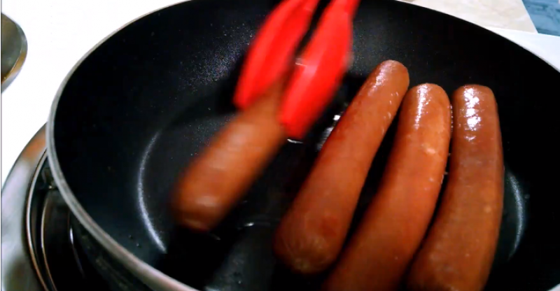 How Long do Hot Dogs Take to Grill