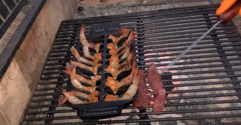 How to Cook Blade Steak on Grill
