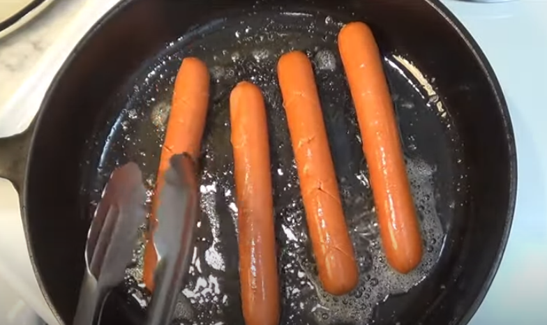 How to Cook Hot Dogs Without a Grill