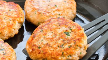 How Long To Cook Salmon Burgers On Grill?