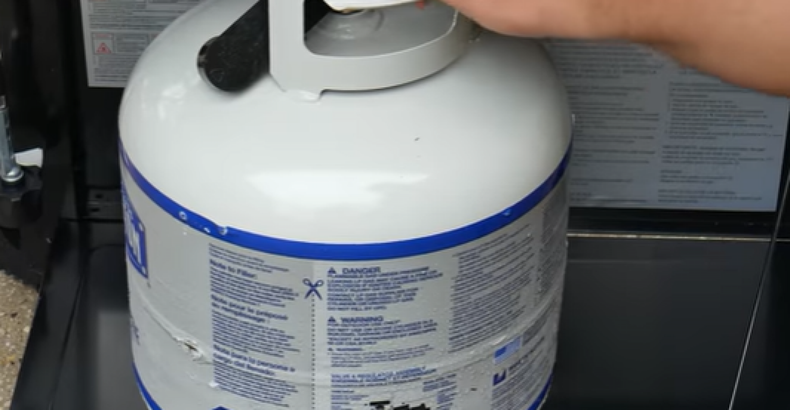 How To Attach Mini Propane Tank To Grill