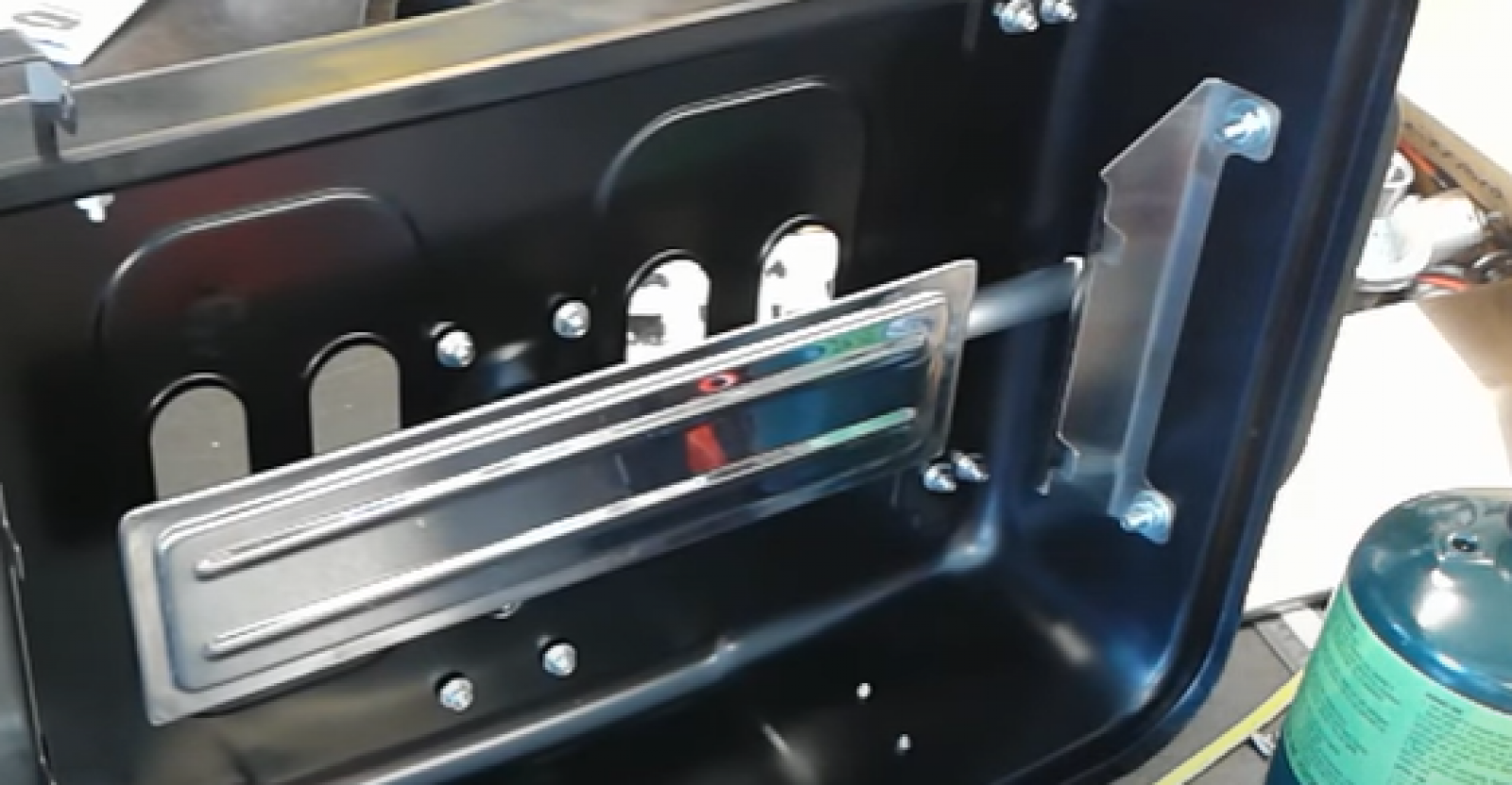 How To Attach Small Propane Tank To Portable Grill