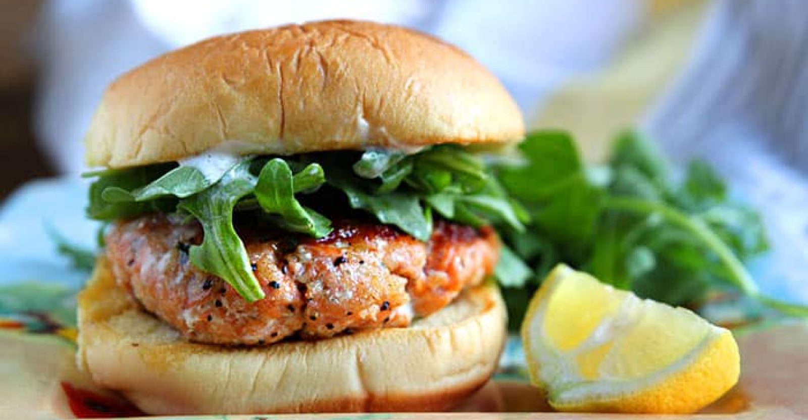 How to Cook Salmon Burgers on the Grill