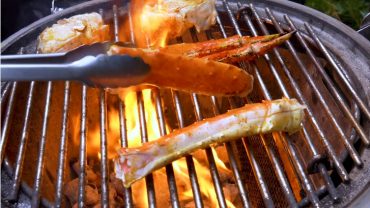 How Long to Grill Crab Legs
