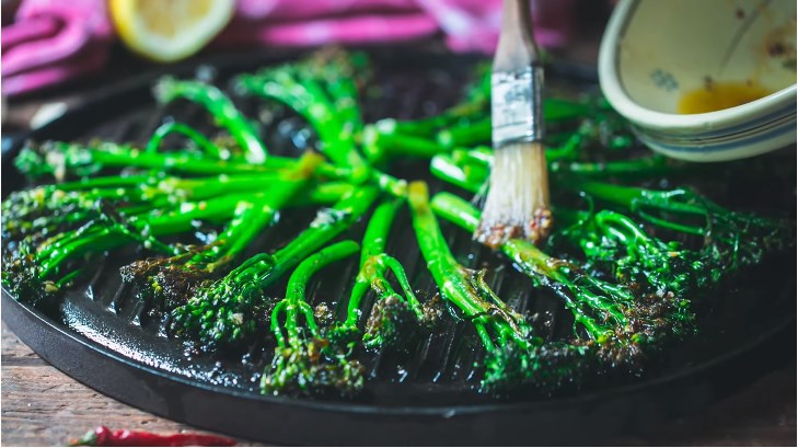 How to Grill Broccolini
