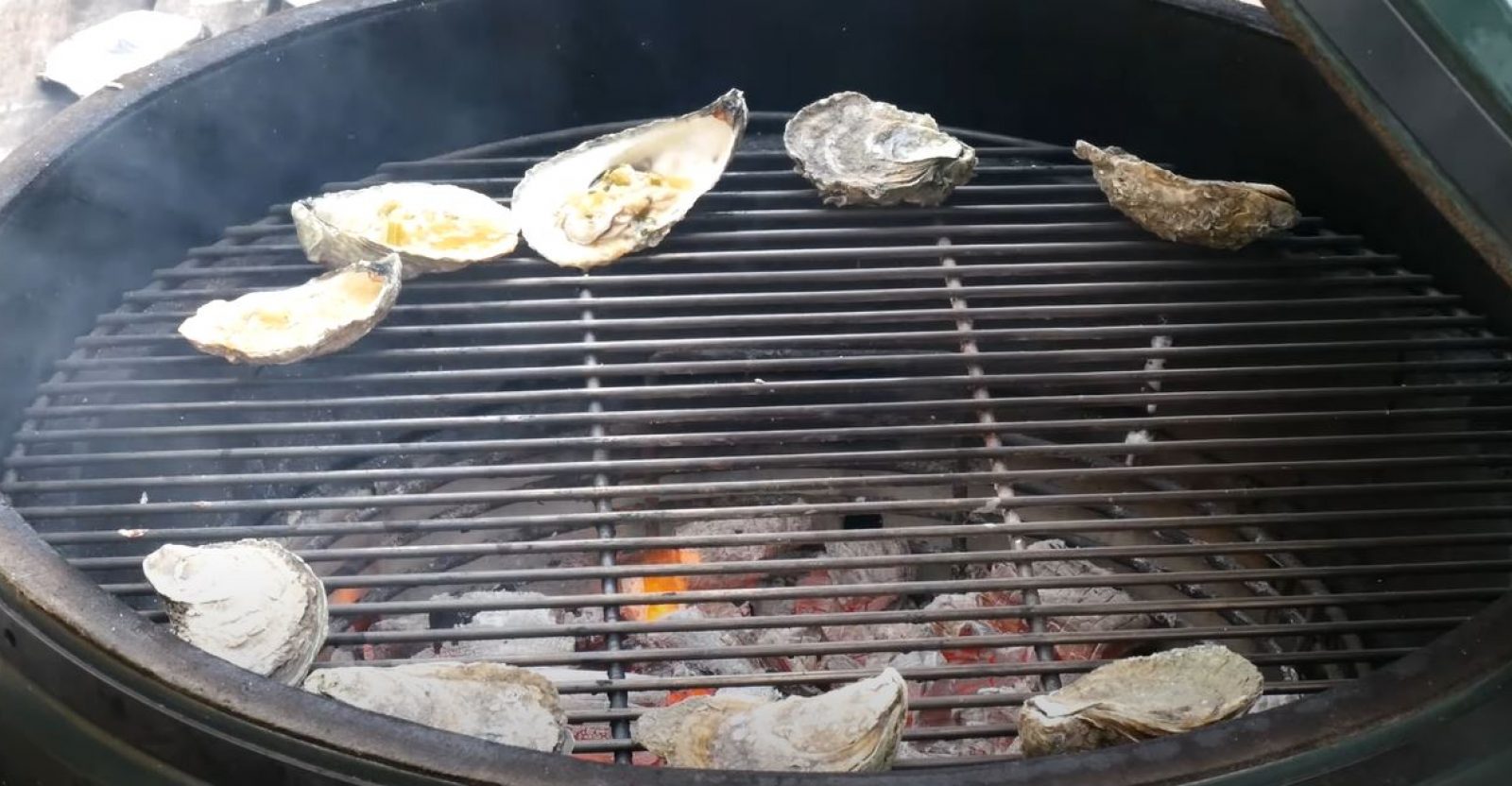 How to Steam Oysters on The Grill