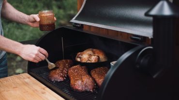 How to Use a Smoker Grill Combo
