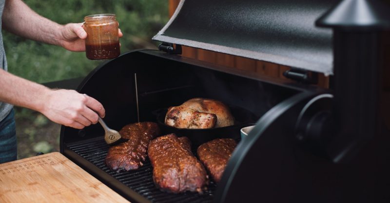 How to Use a Smoker Grill Combo