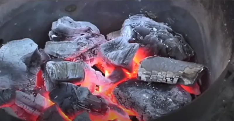 How Long to Burn Charcoal Before Grilling