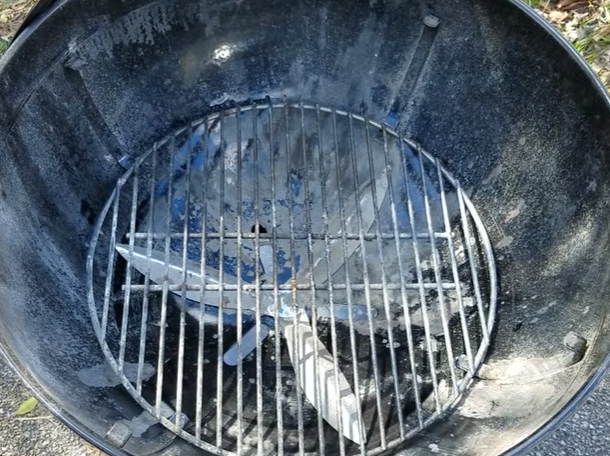 How Long Does It Take For A Charcoal Grill To Heat Up