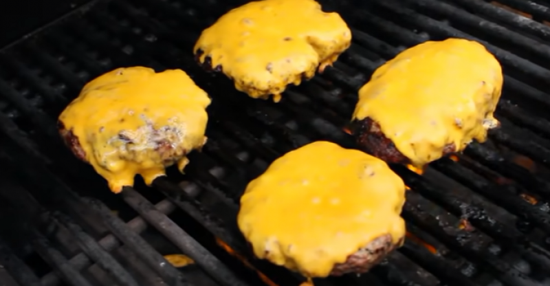 How Long To Grill Burgers On Gas Grills