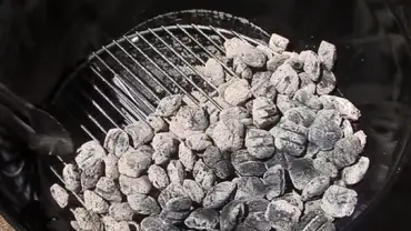 How Much Charcoal To Use In A Grill