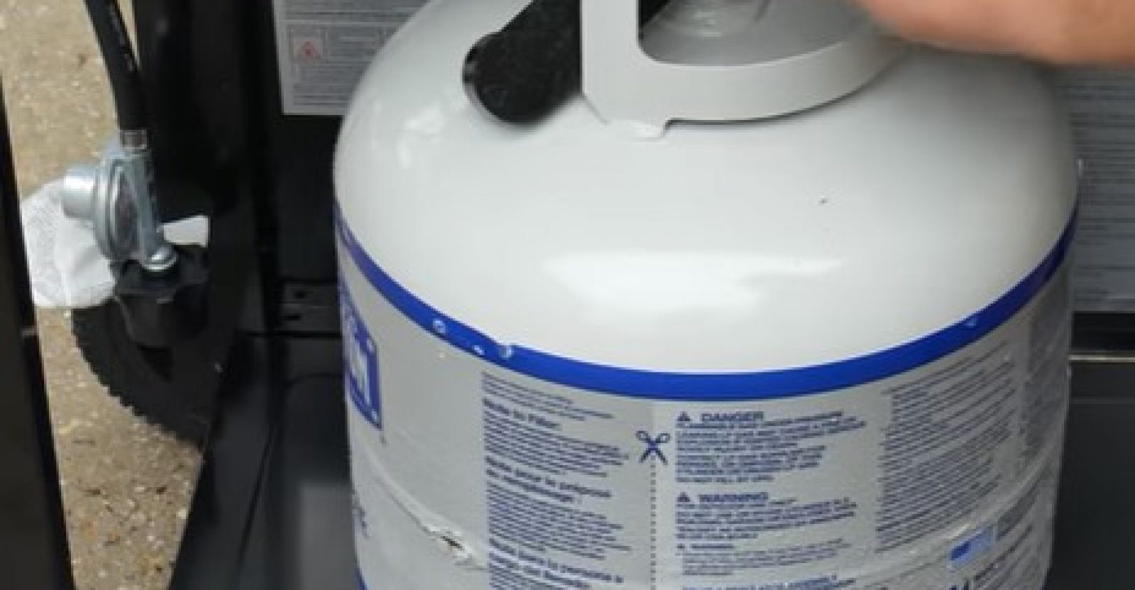 How To Attach Propane Tank To Grill