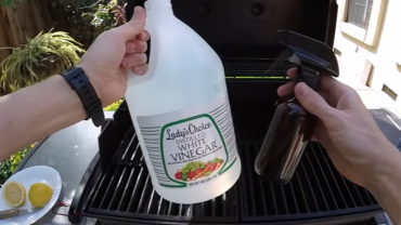 How To Clean A Grill Grates With Vinegar