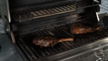 How To Cook Tomahawk Steak On Gas Grill