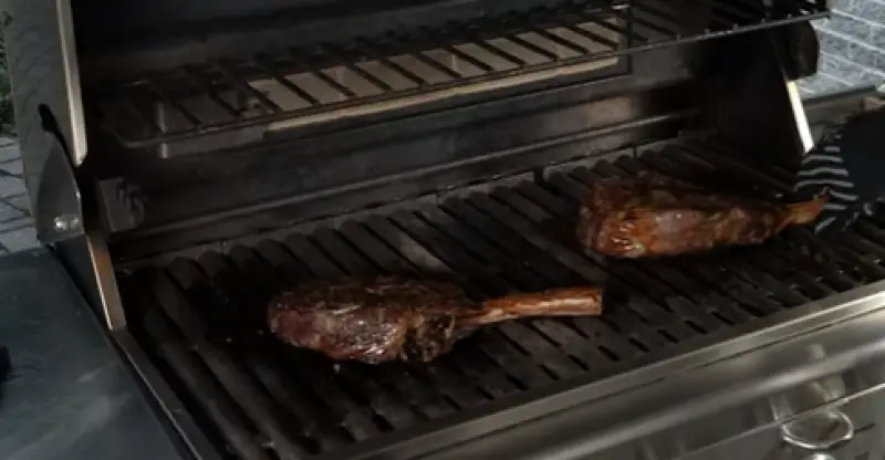 How To Cook Tomahawk Steak On Gas Grill