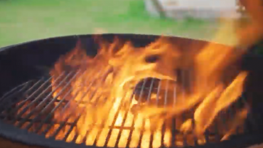 How To Extinguish Charcoal Grill