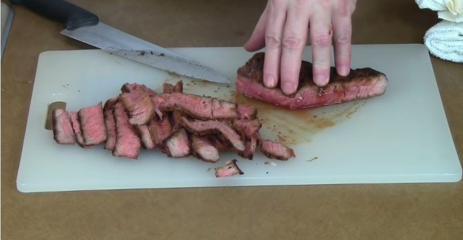 How to Cook Top Round Steak on the Grill