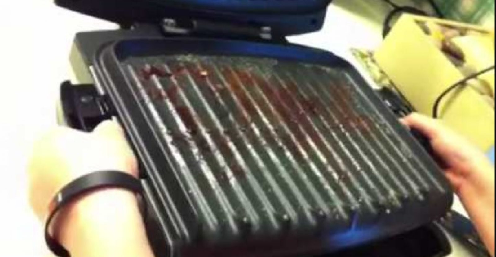 How to Remove Foreman Grill Plates