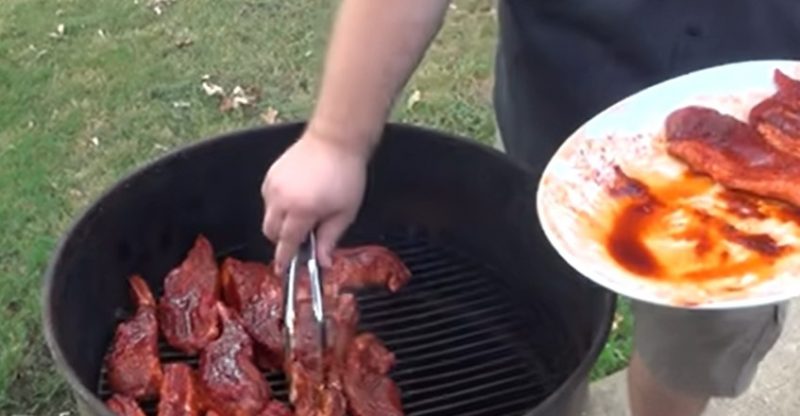 How to Smoke Country Style Ribs on the Grill