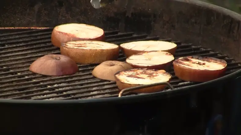 How to Grill Pears