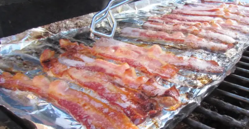 How to Cook Bacon on a Gas Grill