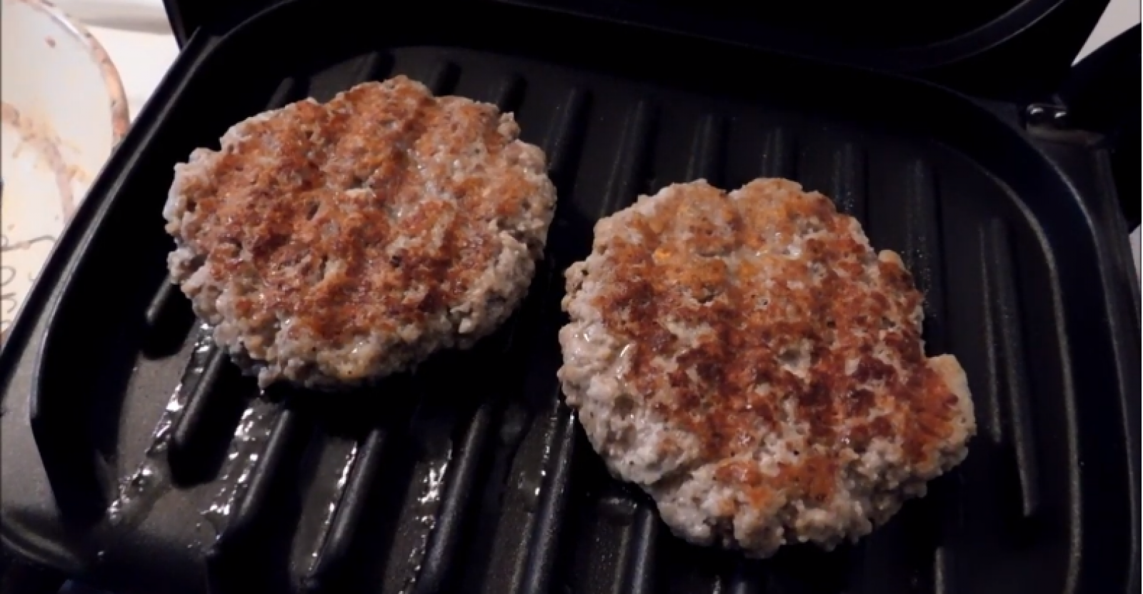 How to Use Foreman Grill for Burgers