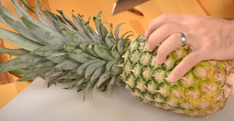 How To Juice Pineapple
