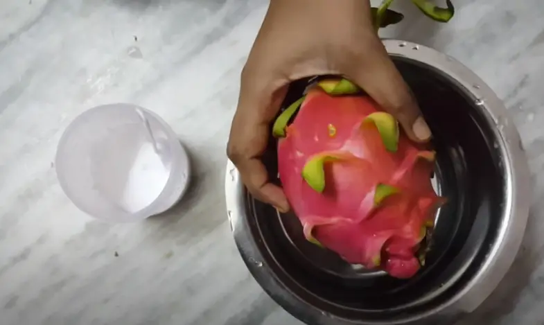 How to Cut Dragon Fruits