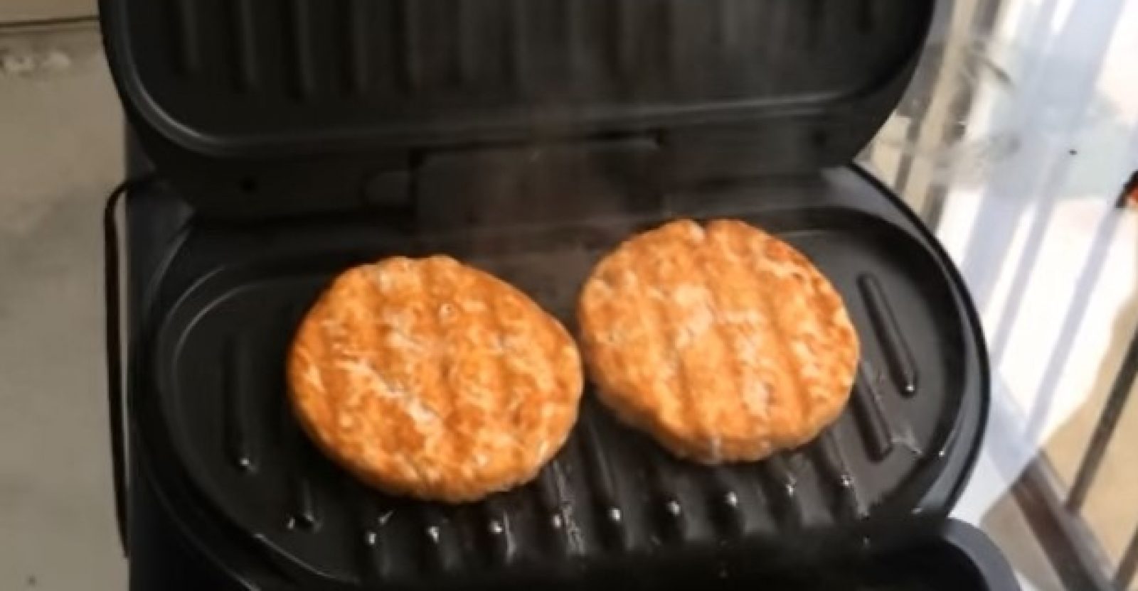 freeze-drying-hamburger-patties-cooked-youtube