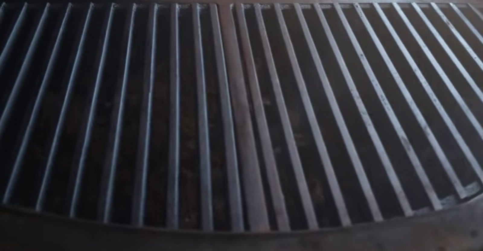 How To Clean A Rusty Barbecue Grill
