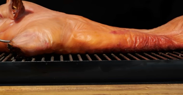 How To Cook A Whole Pig On A Charcoal Grill