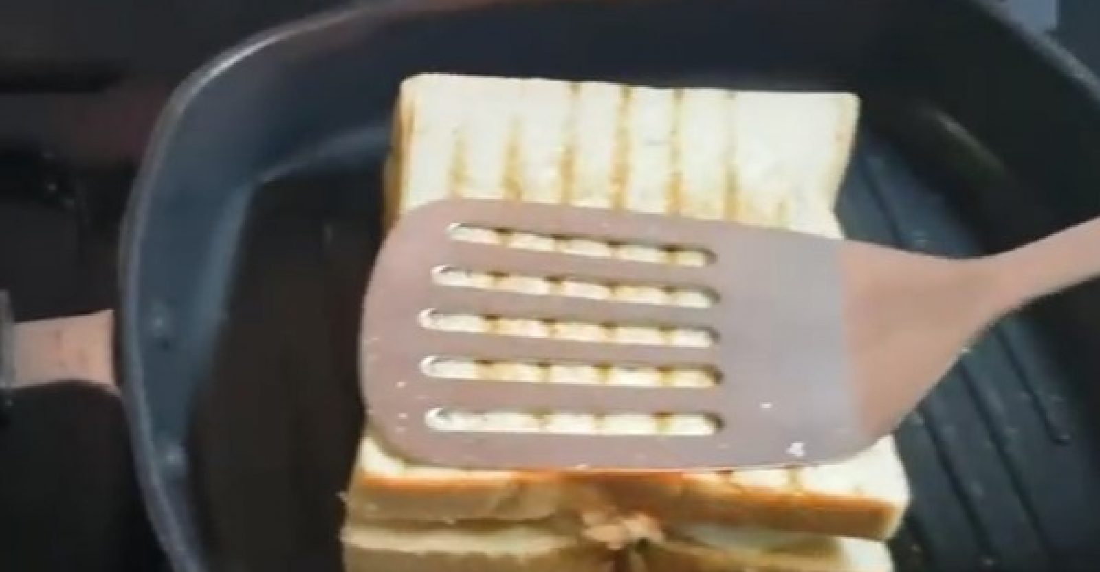How To Grill Bread In A Pan